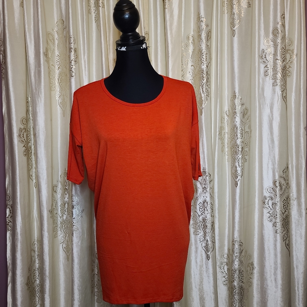 Lularoe shirt